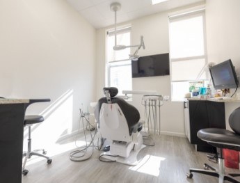 dental exam room in Brooklyn